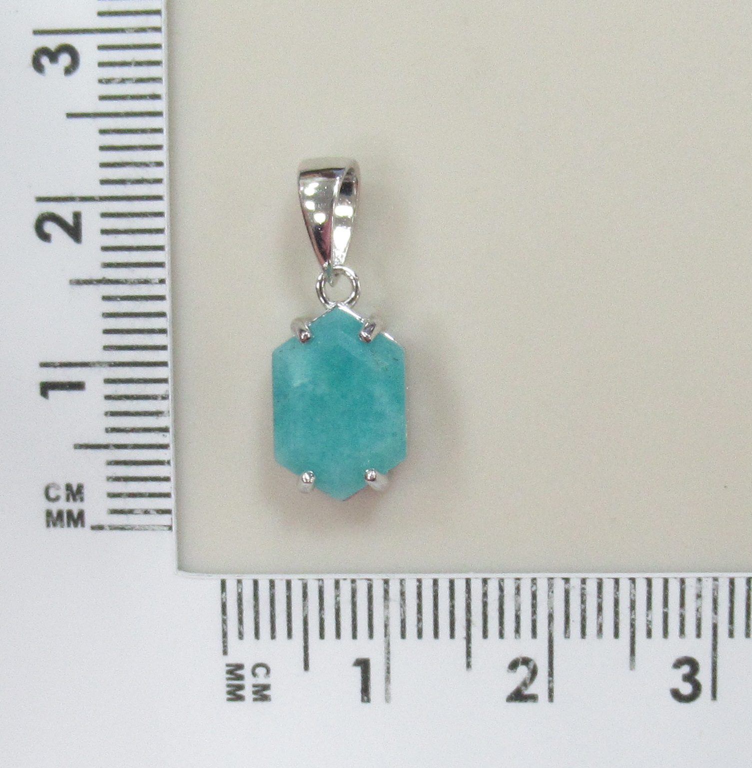 Серебряная подвеска с амазонитом